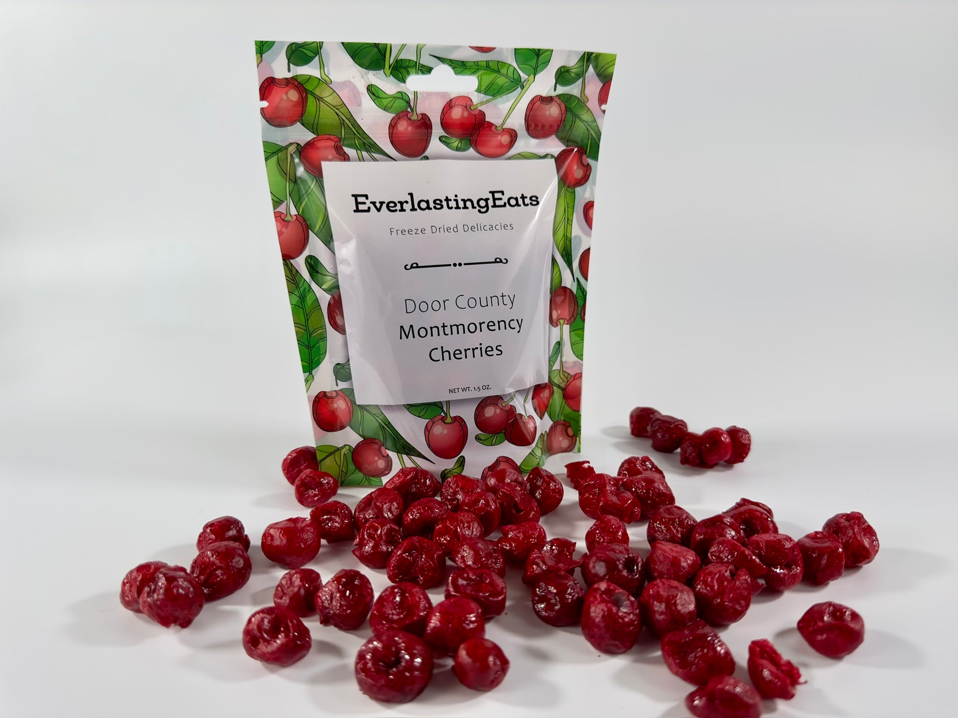 Freeze Dried Montmorency Cherries 1.5 oz Bag Healthy Snack Close Up w Cherries - EverlastingEats